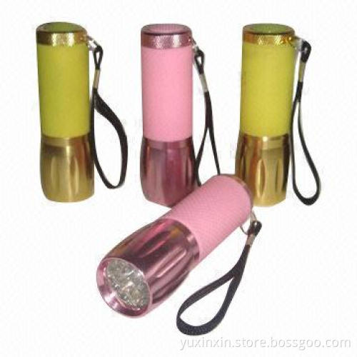 Aluminum LED Flashlight, Made of Noctilucence Rubber and 9pcs LED Bulb